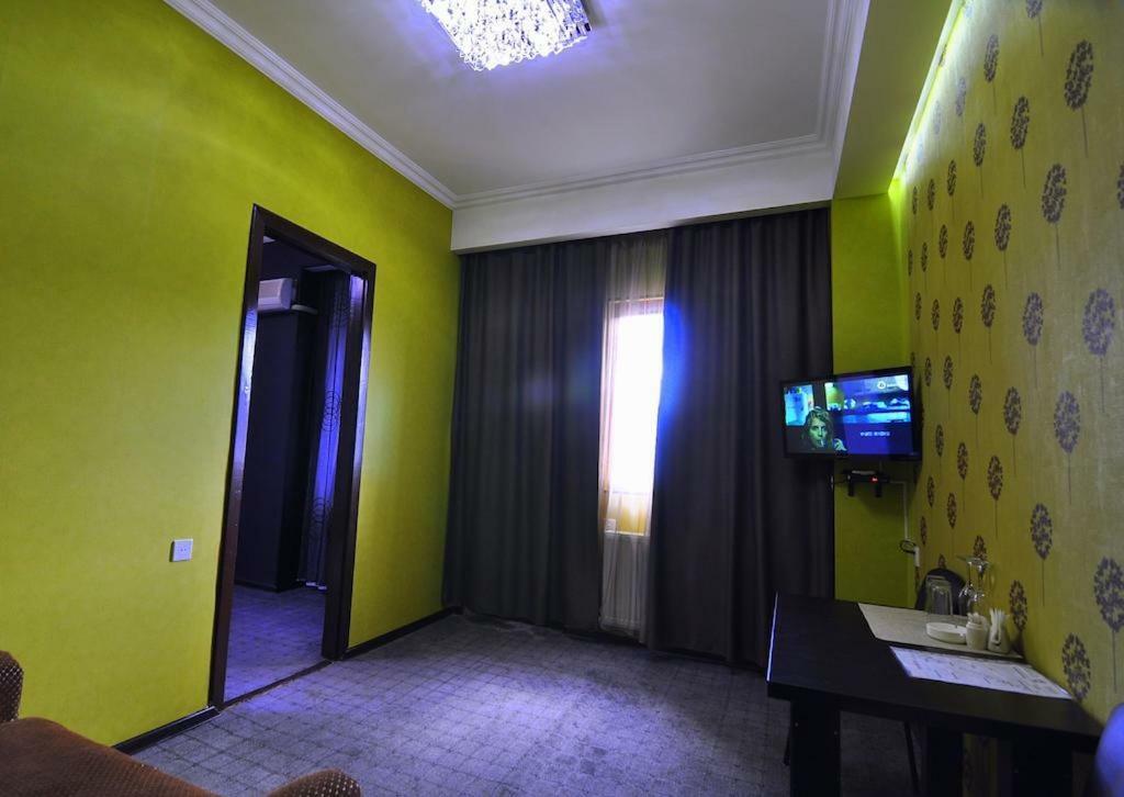 טביליסי Panorama Eco-Hotel מראה חיצוני תמונה
